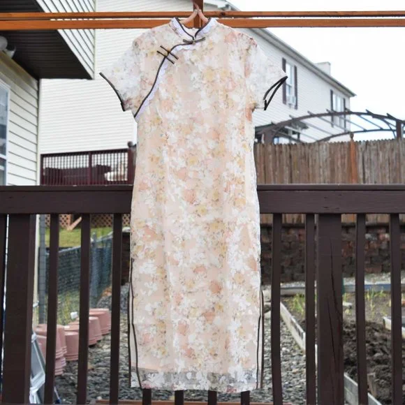 【SOLD】 Beige Chiffon Flora Qipao Long Dress - Chinese Traditional Cheongsam - Picture 2 of 6